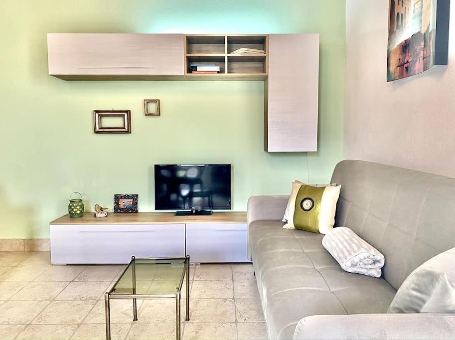 Zona Fiera A 10 Minuti Dal Centro Con Parcheggio Apartment Верона Екстериор снимка